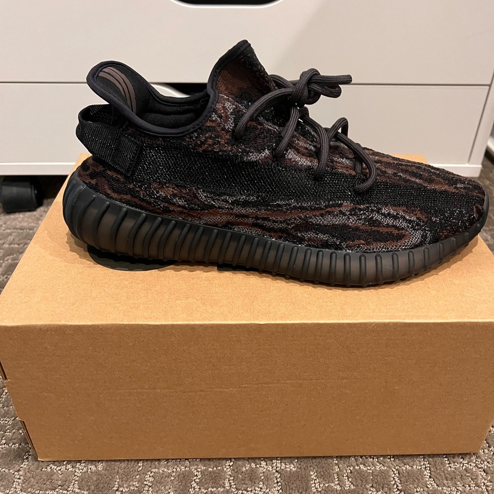 Yeezy boost 350, size 10.5